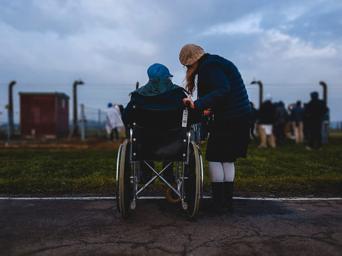 Come Aiutare i Disabili che non Cercano Aiuto Come Aiutare i Disabili che non Cercano Aiuto