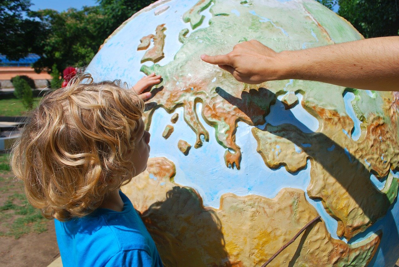 Spiegare-l-Integrazione-ai-Bambini Giochi per integrare i bambini stranieri