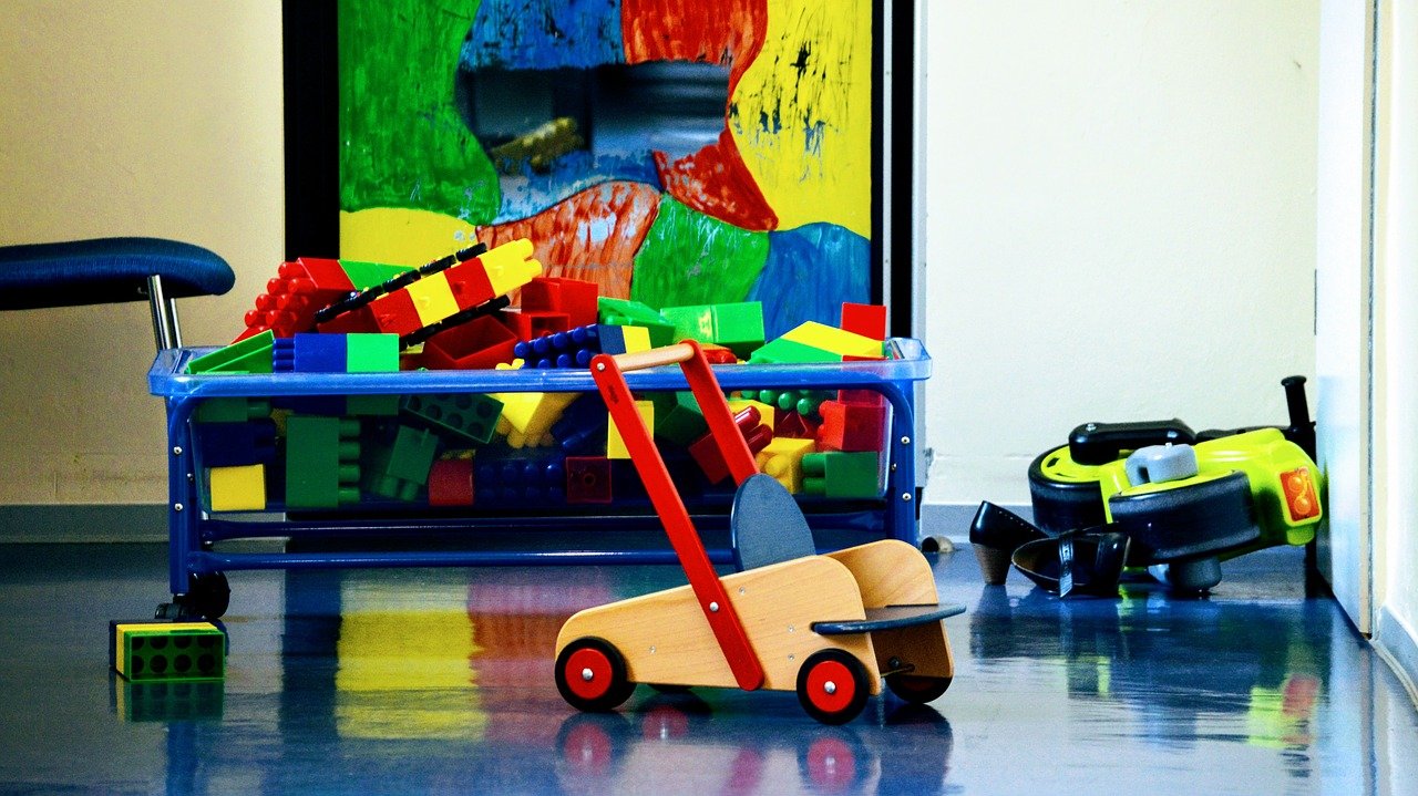 Igienizzare-i-Giochi-dei-Bambini Come gestire l’igiene negli asili nido